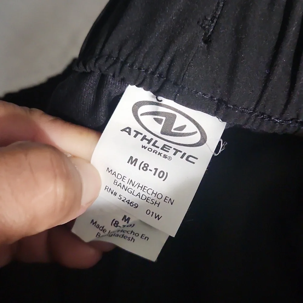 Athetic Women Black Skort Med 8-10